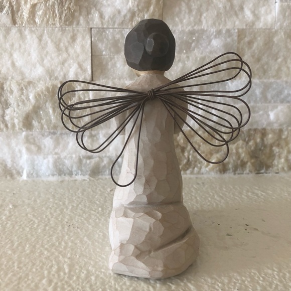 Willow Tree® Angel of Prayer Figurine - Picture 4 of 7